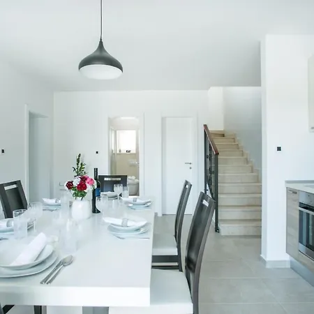 别墅 Iva 特罗吉尔